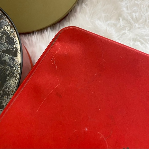 Set Of 2 Vintage Holiday Christmas Collectible Tins - Picture 9 of 11
